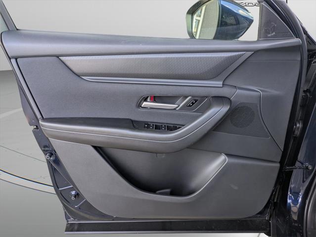 new 2025 Mazda CX-90 car, priced at $38,930