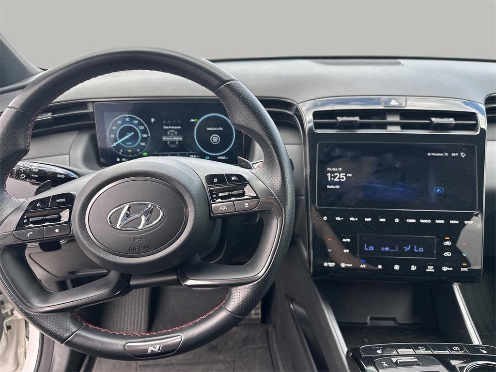 used 2024 Hyundai TUCSON Hybrid car, priced at $27,998