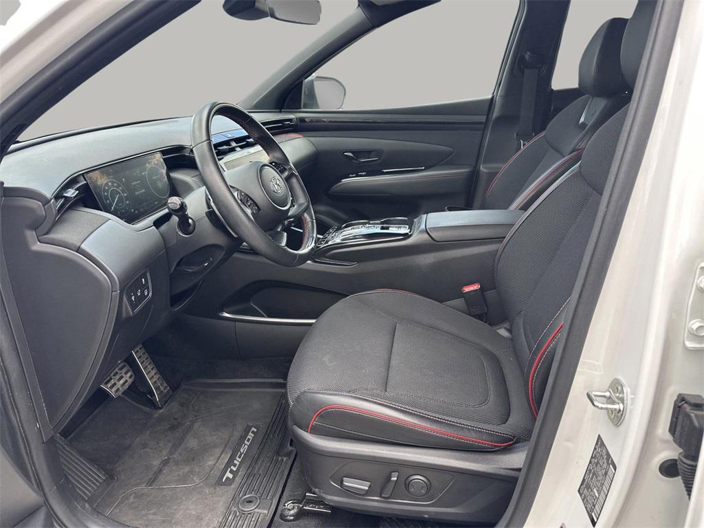 used 2024 Hyundai TUCSON Hybrid car, priced at $27,998