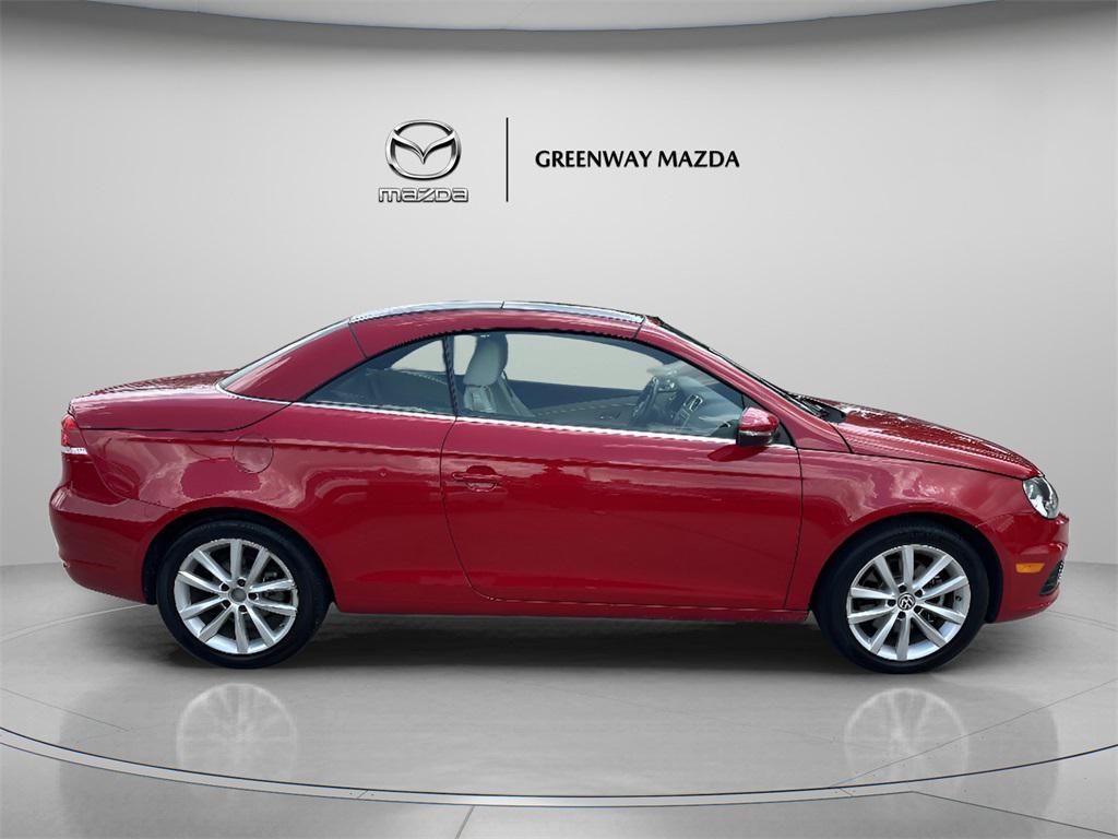 used 2014 Volkswagen Eos car, priced at $10,598
