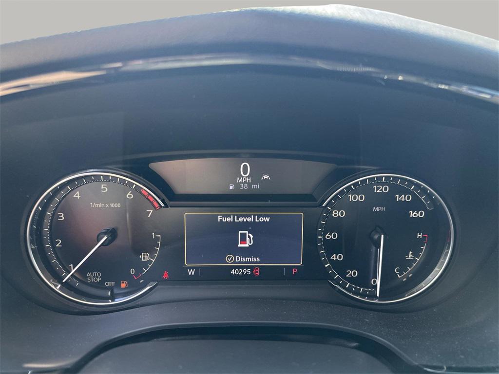 used 2022 Cadillac XT5 car, priced at $29,398