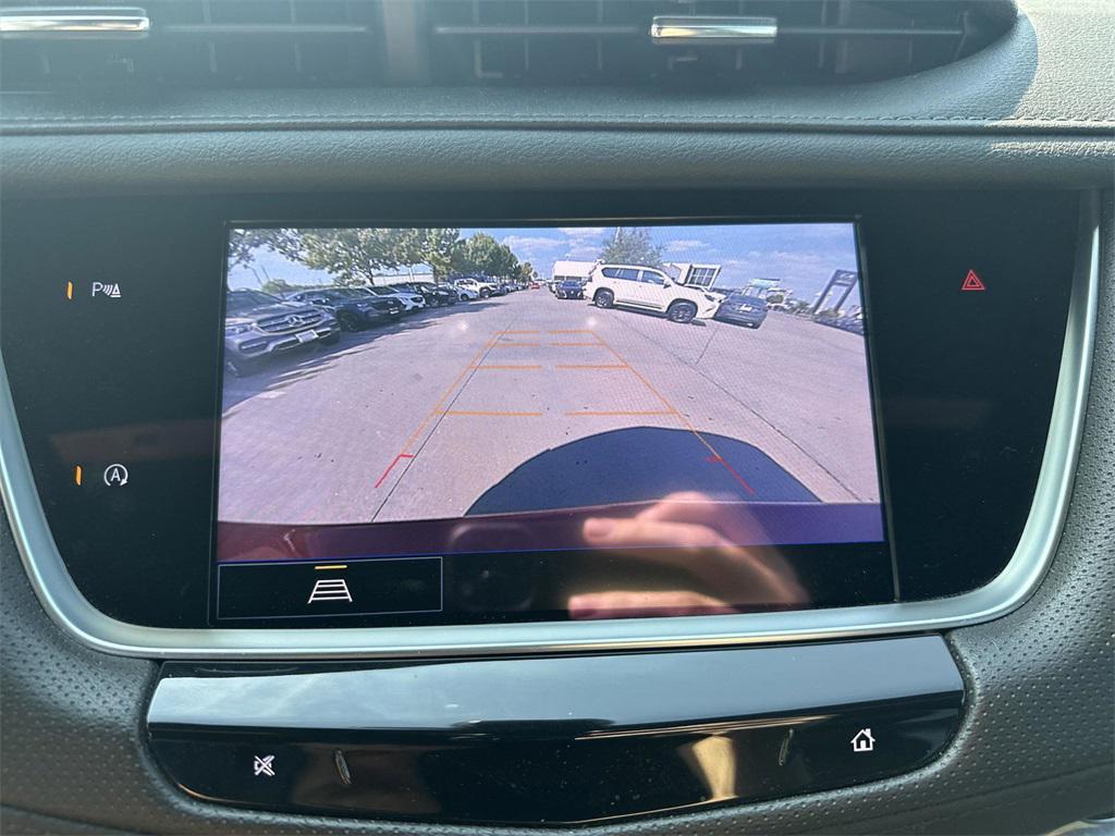 used 2022 Cadillac XT5 car, priced at $29,398