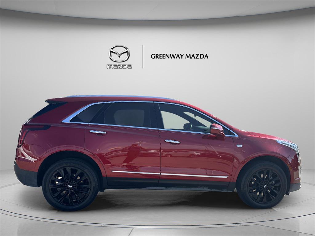 used 2022 Cadillac XT5 car, priced at $29,398