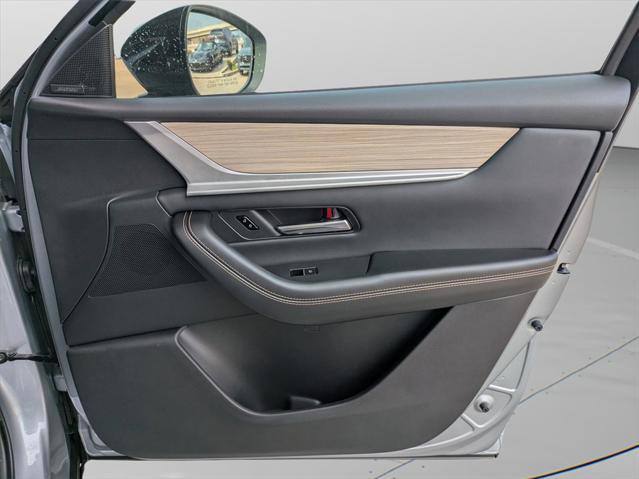 new 2025 Mazda CX-90 car, priced at $47,411