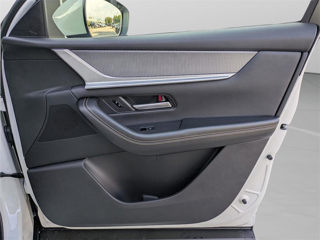 new 2025 Mazda CX-90 car, priced at $42,751