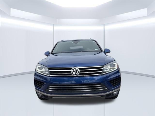 used 2017 Volkswagen Touareg car, priced at $11,900