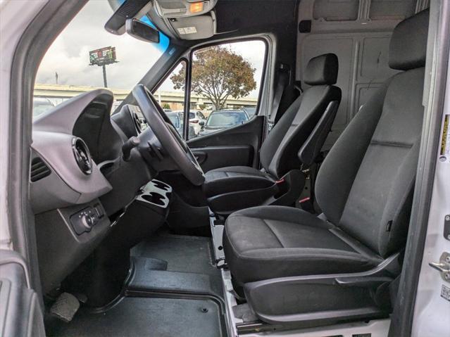 used 2022 Mercedes-Benz Sprinter 2500 car, priced at $33,259