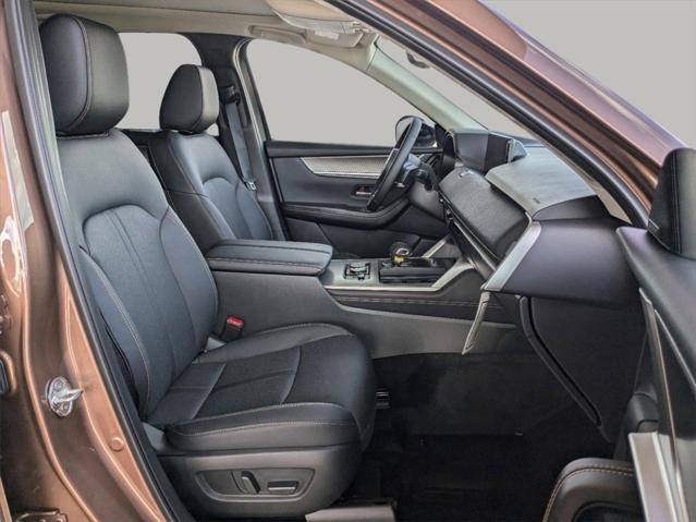new 2025 Mazda CX-70 PHEV car, priced at $55,432