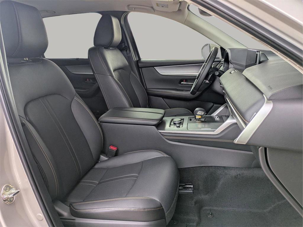new 2025 Mazda CX-90 car, priced at $42,152