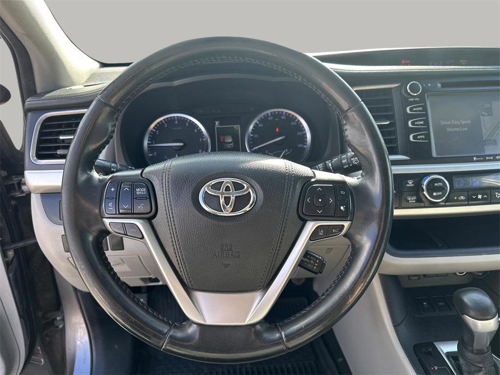 used 2018 Toyota Highlander car, priced at $19,550