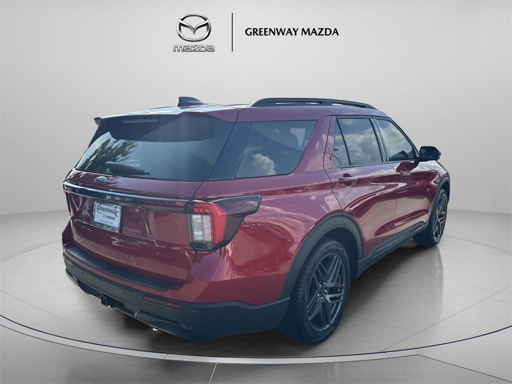 used 2025 Ford Explorer car, priced at $39,998