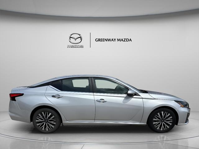 used 2023 Nissan Altima car, priced at $20,398