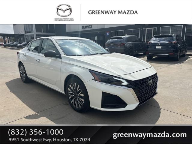 used 2025 Nissan Altima car, priced at $23,589
