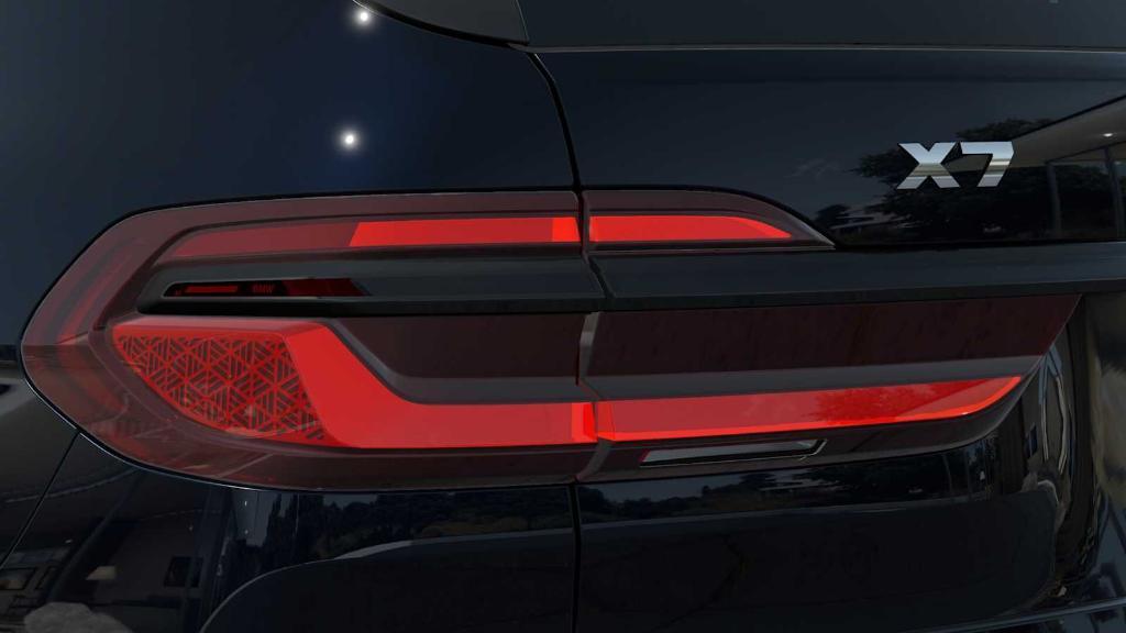 new 2026 BMW X7 car, priced at $121,575