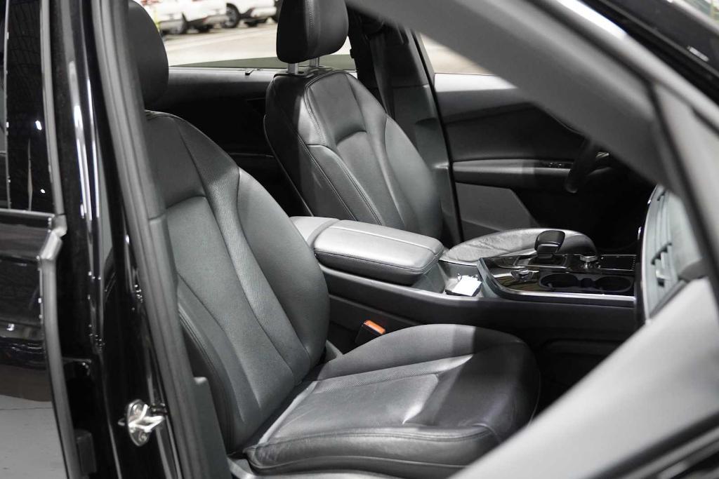 used 2019 Audi Q7 car, priced at $22,777