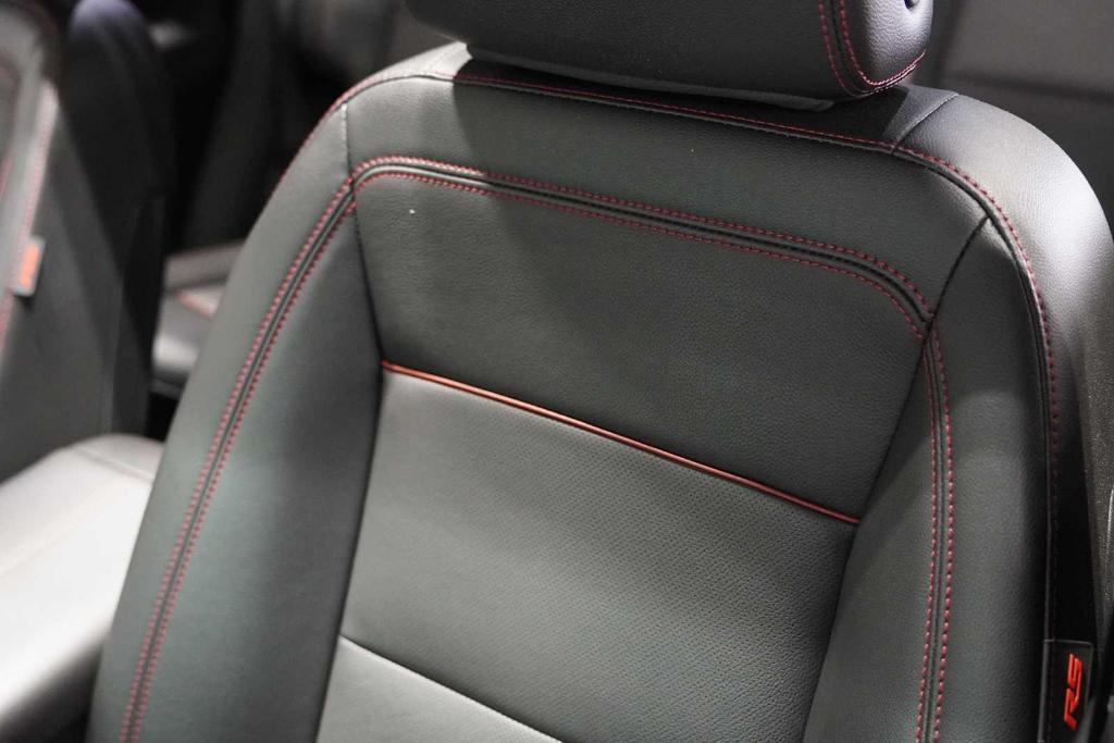 used 2023 Chevrolet Equinox car, priced at $27,988