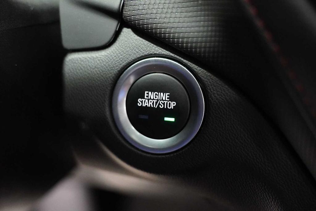 used 2023 Chevrolet Equinox car, priced at $27,988