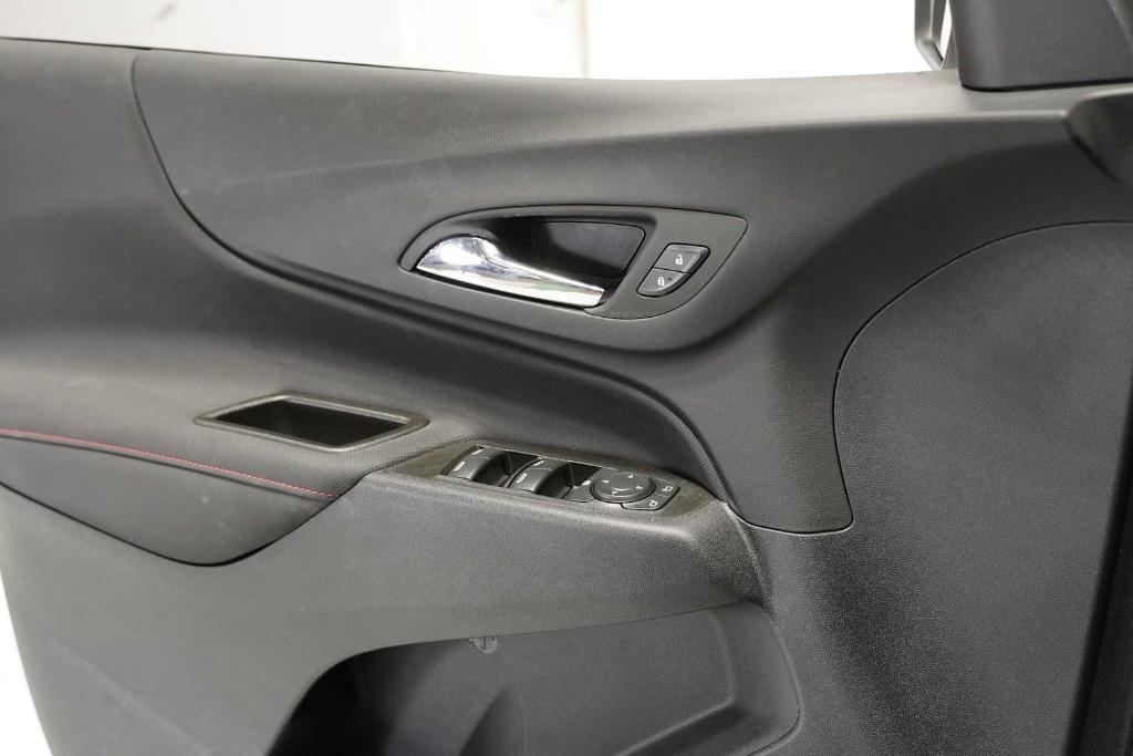 used 2023 Chevrolet Equinox car, priced at $27,988
