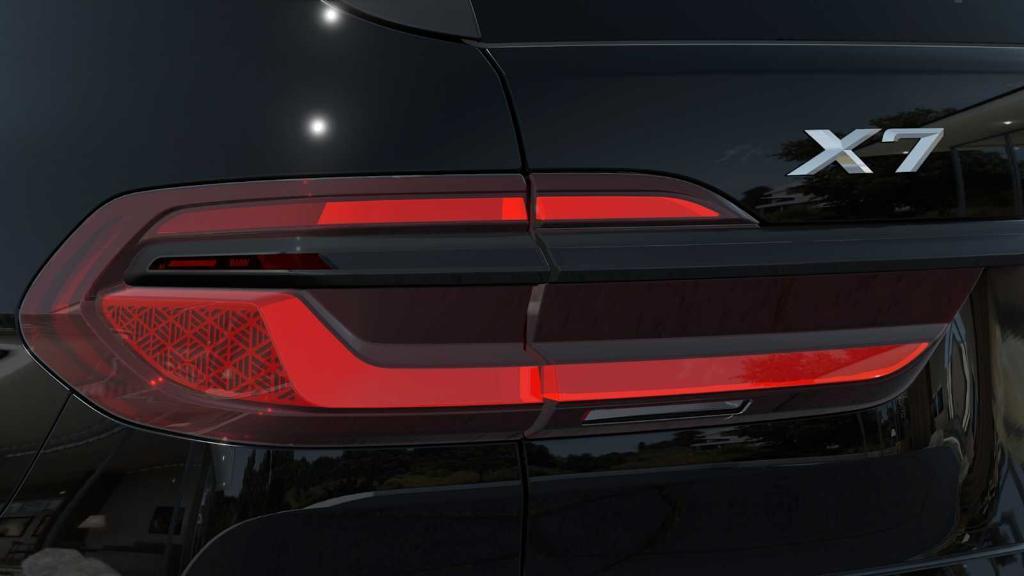 new 2026 BMW X7 car, priced at $97,775