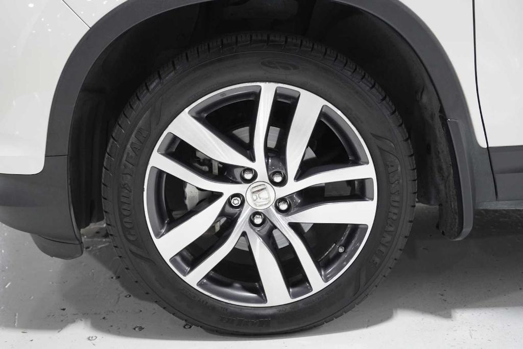 used 2018 Honda Pilot car, priced at $25,988