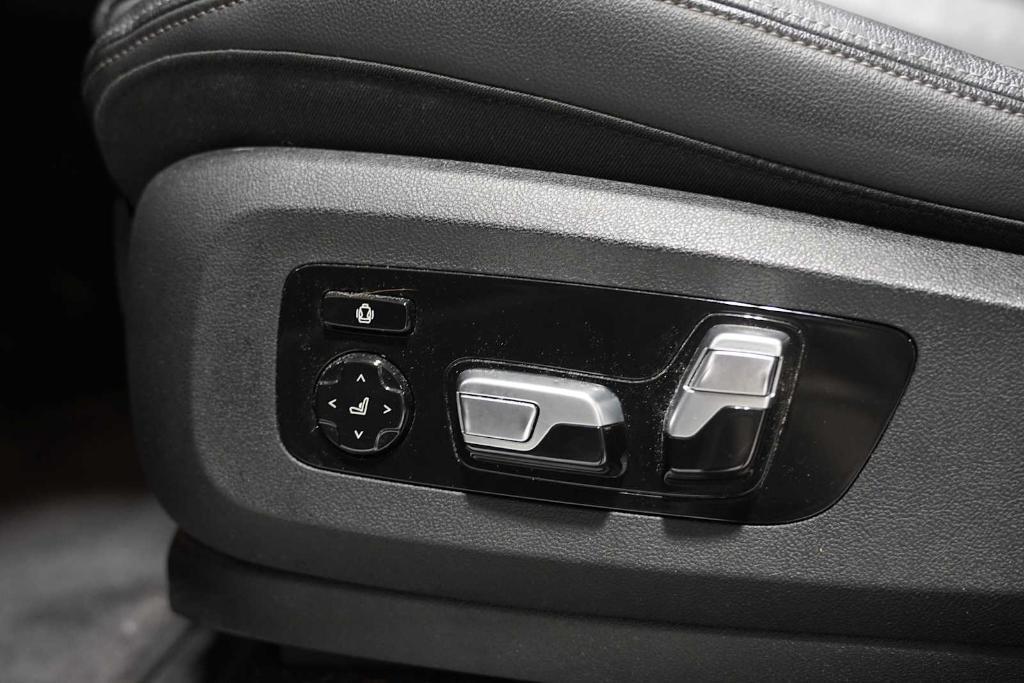 used 2020 BMW X5 car, priced at $33,989