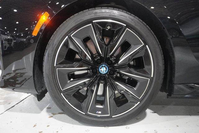 used 2023 BMW i7 car, priced at $87,644