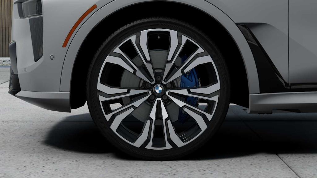 new 2026 BMW X7 car, priced at $136,275