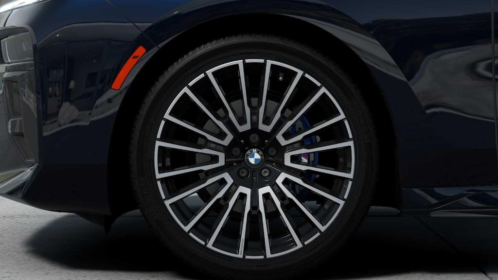 new 2025 BMW 760 car, priced at $137,100
