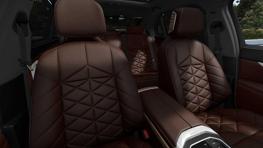 new 2025 BMW 740 car, priced at $103,980