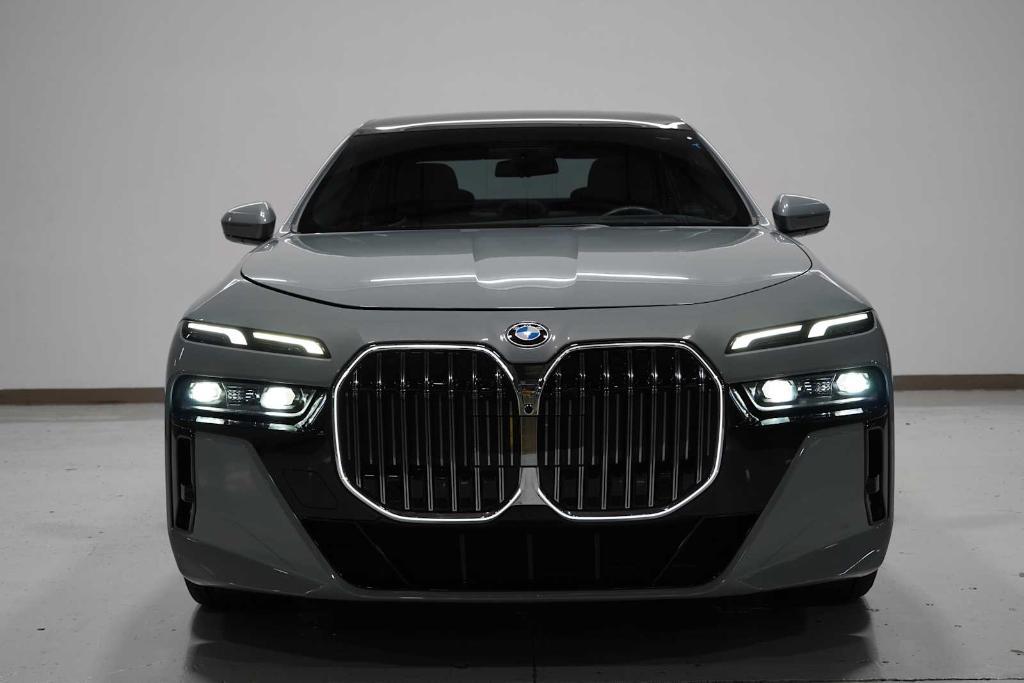used 2023 BMW 760 car, priced at $76,988