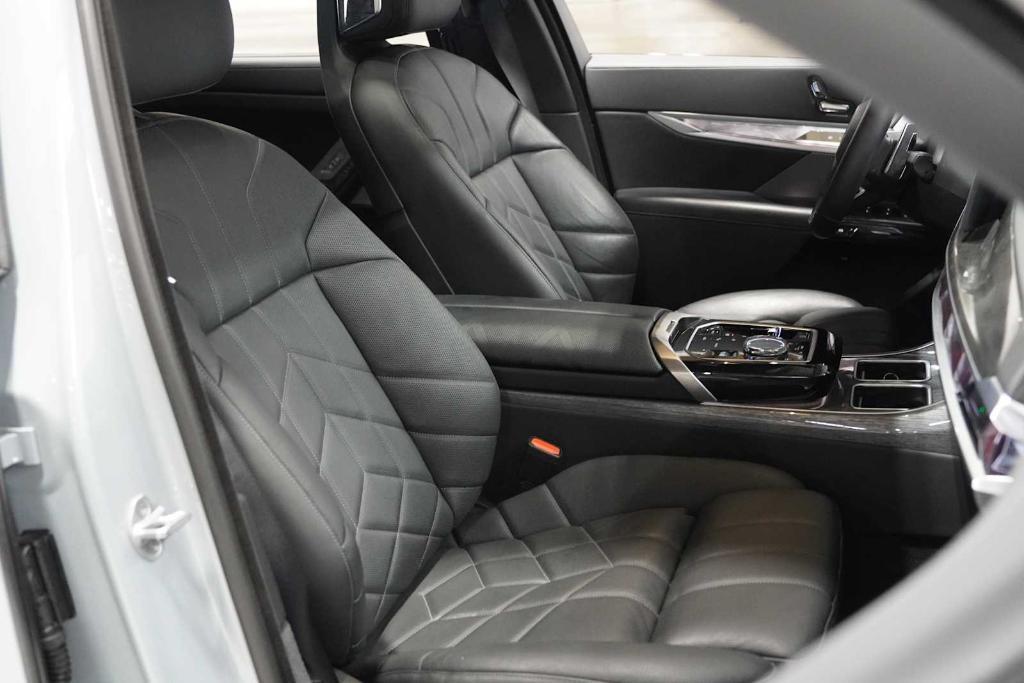 used 2023 BMW 760 car, priced at $76,988