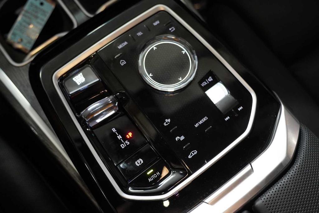 used 2023 BMW 760 car, priced at $76,988