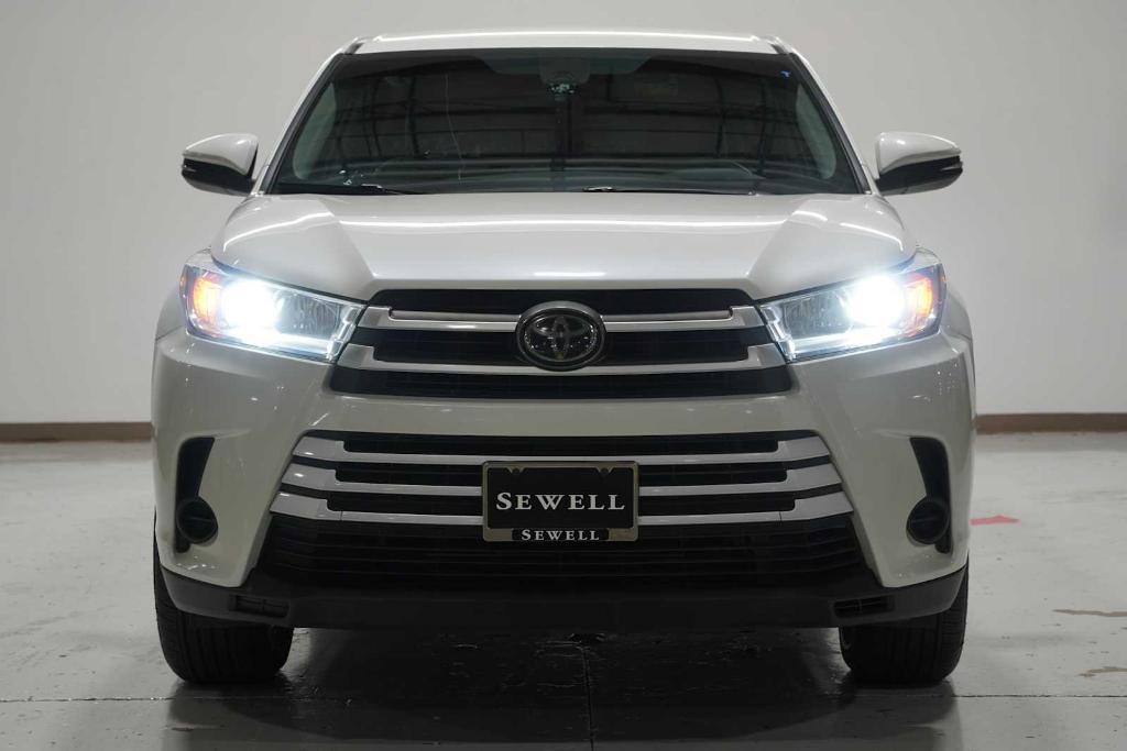 used 2019 Toyota Highlander car, priced at $23,988