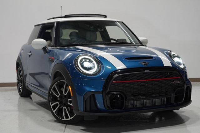 used 2022 MINI Hardtop car, priced at $30,974