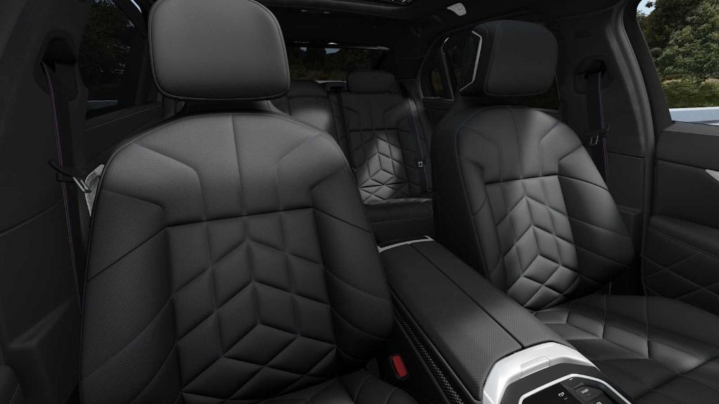 new 2026 BMW 760 car, priced at $153,650