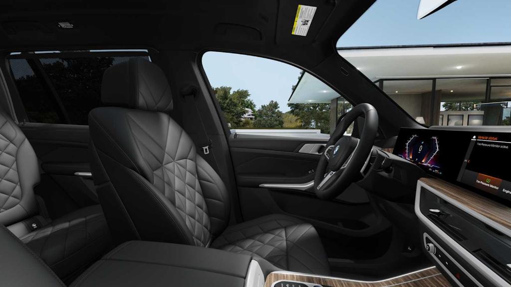new 2026 BMW X7 car, priced at $100,675