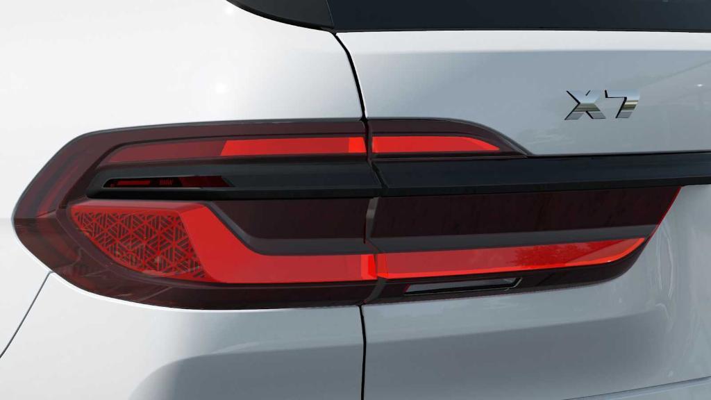 new 2026 BMW X7 car, priced at $126,545