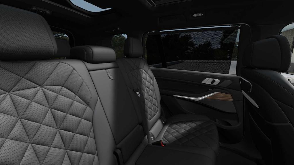 new 2026 BMW X7 car, priced at $98,885
