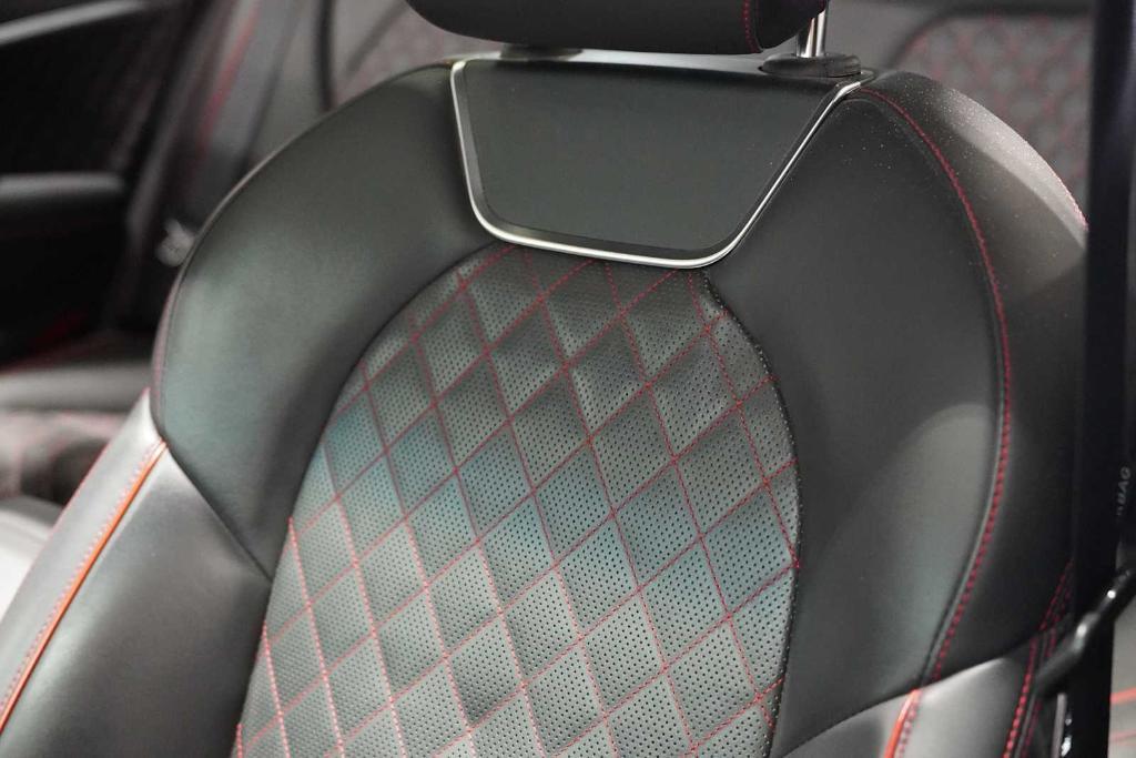 used 2019 Genesis G70 car, priced at $24,988