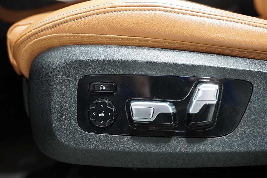 used 2022 BMW X7 car, priced at $49,988