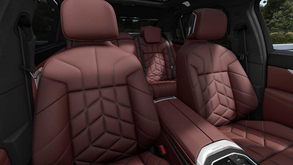 new 2025 BMW i7 car, priced at $140,230