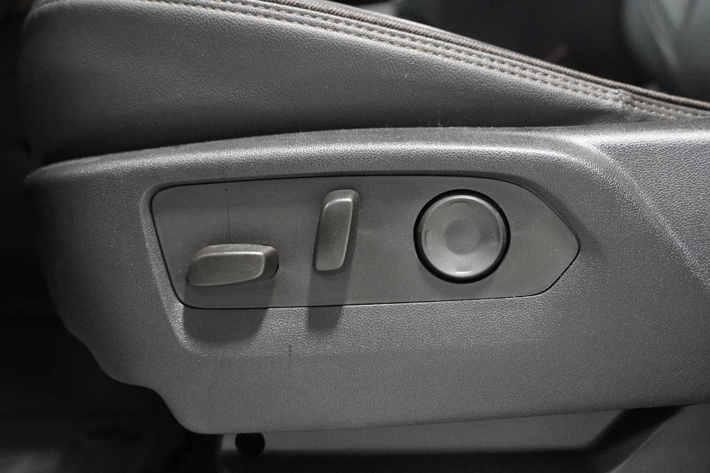 used 2023 Chevrolet Tahoe car, priced at $65,988