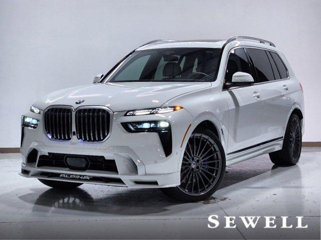 new 2025 BMW X7 car, priced at $158,295