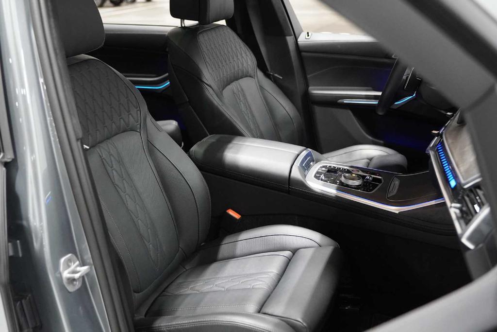used 2025 BMW X7 car, priced at $105,989