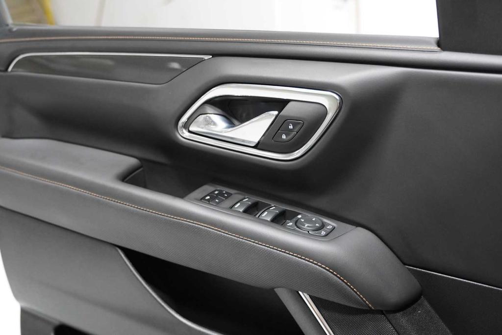 used 2023 GMC Yukon car, priced at $63,988