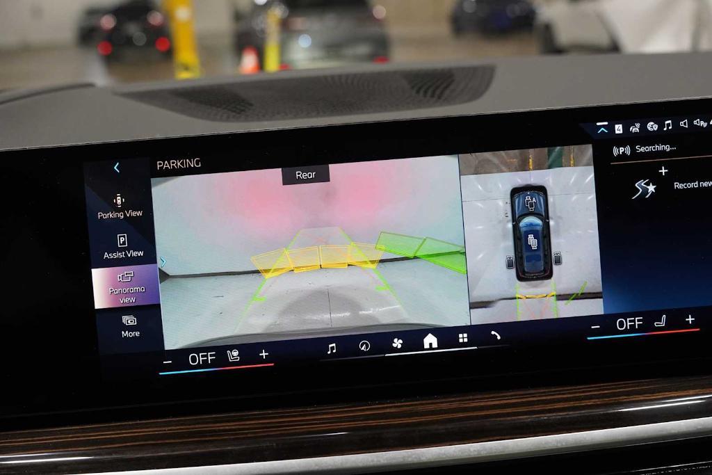used 2025 BMW X7 car