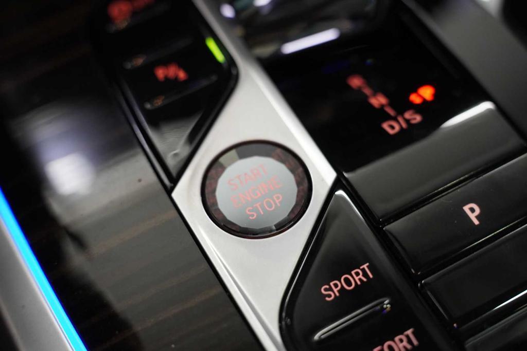 used 2025 BMW X7 car