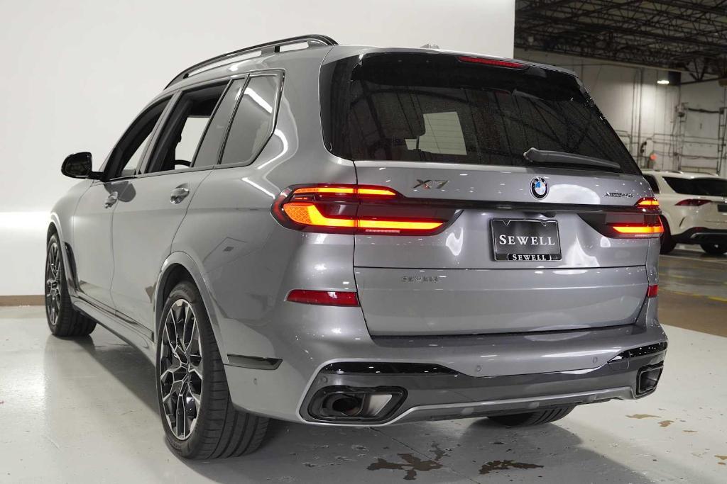 used 2025 BMW X7 car