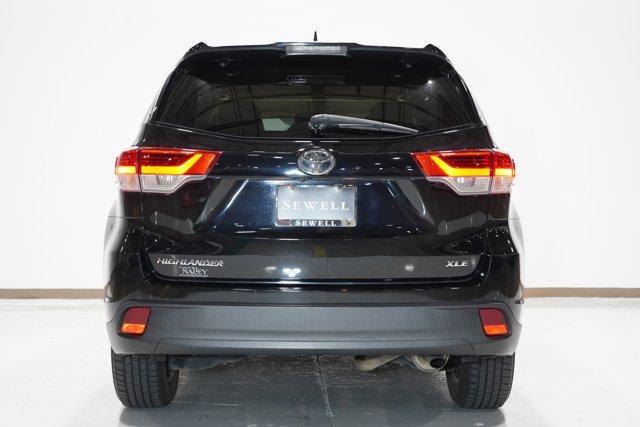 used 2018 Toyota Highlander car, priced at $21,287