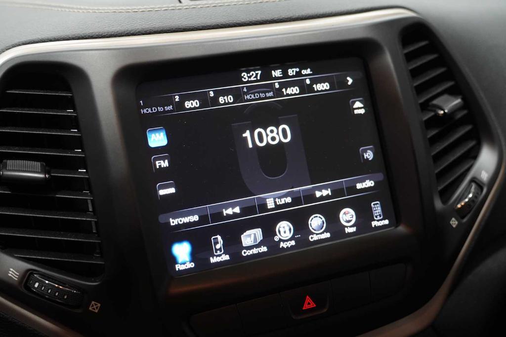 used 2014 Jeep Cherokee car, priced at $15,988